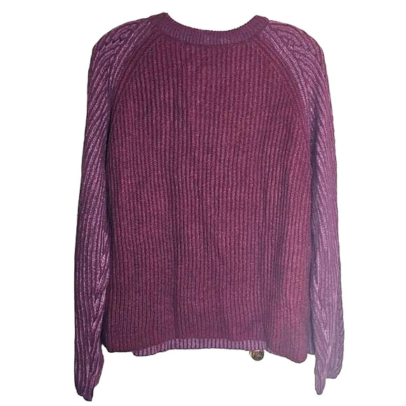 Love Ellie NWOT Women's Sweater XL Two-Toned Purple Red Crewneck Winter - Picture 9 of 9